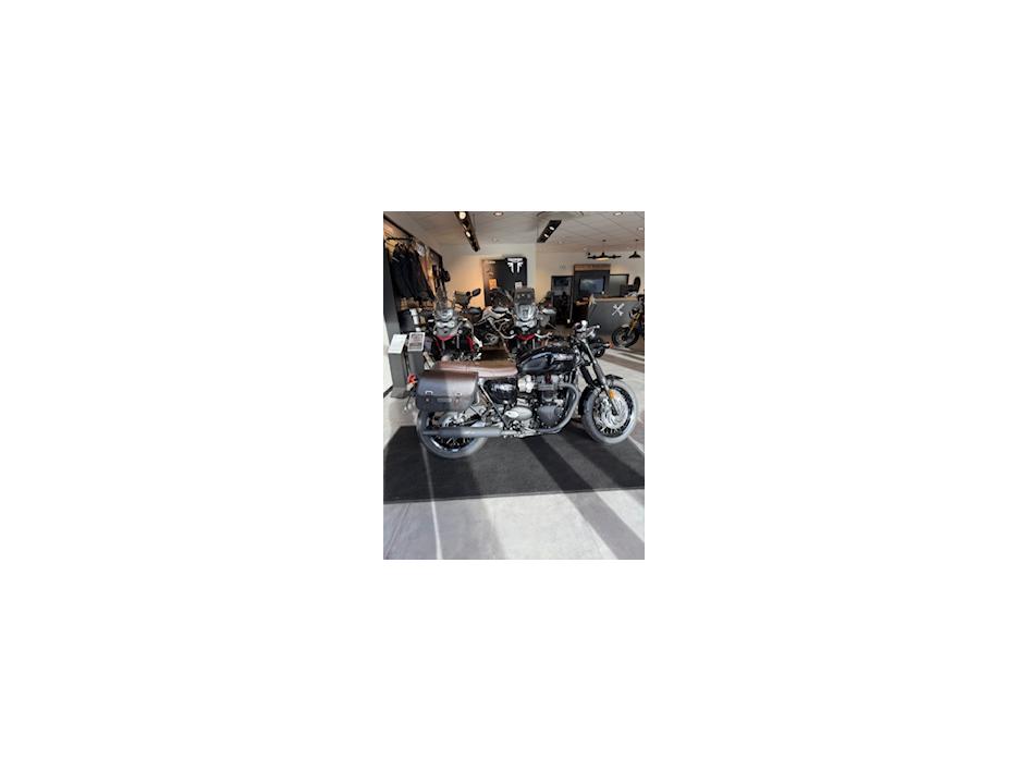 Triumph Bonneville T120 Black – Jet Black – 2025 – 1ère main