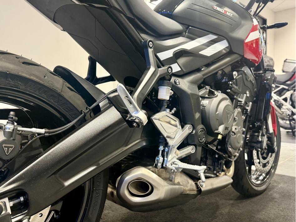 TRIUMPH TRIDENT 660