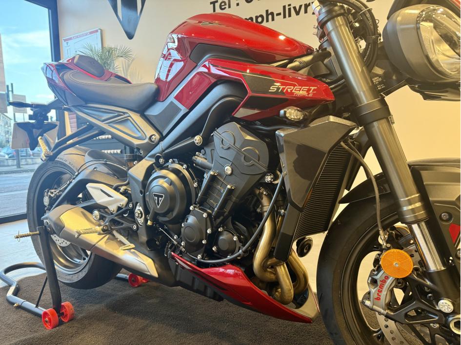 TRIUMPH STREET TRIPLE 765 RS
