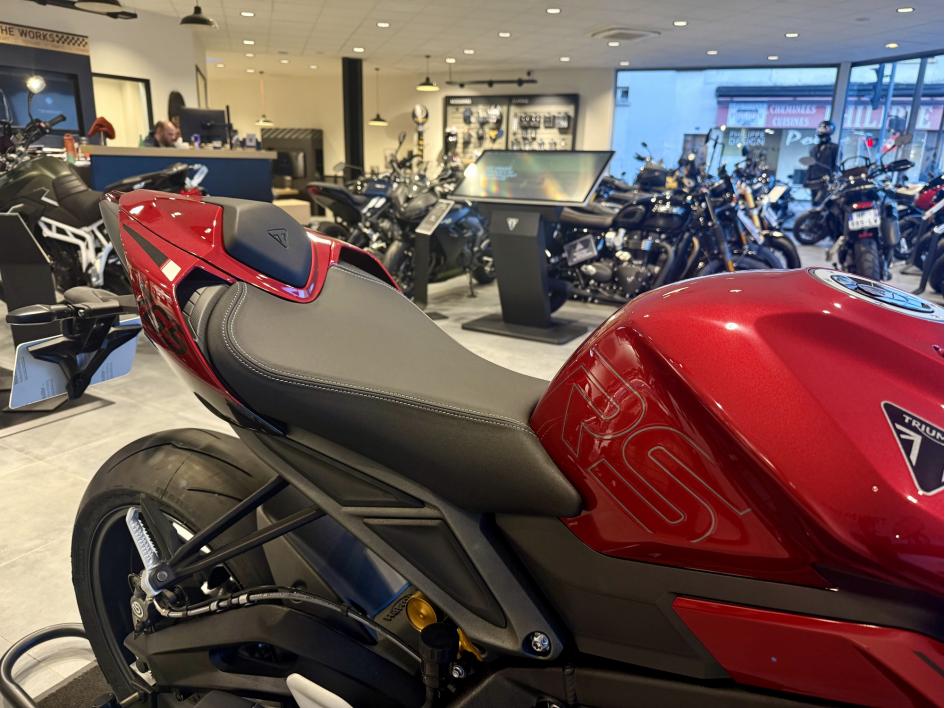 TRIUMPH STREET TRIPLE 765 RS