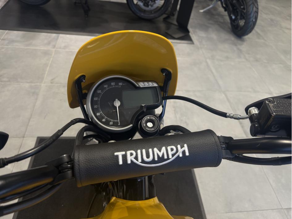 TRIUMPH Scrambler 400 XC