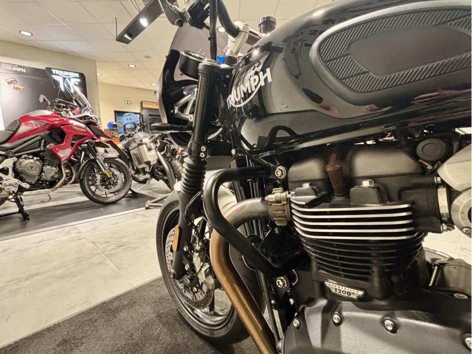 TRIUMPH SPEED TWIN 1200