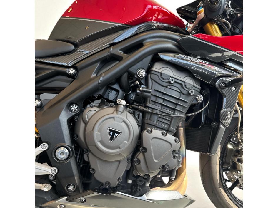 Triumph Speed Triple 1200 RR – Rouge – 2023 – 12 548 km – Superbe état