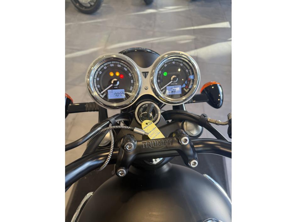 Triumph Bonneville T120 Black – 2022 – 7 070 km