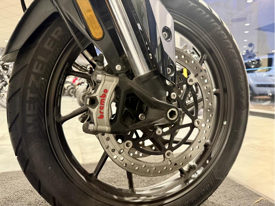 TRIUMPH Tiger 900 GT PRO A2