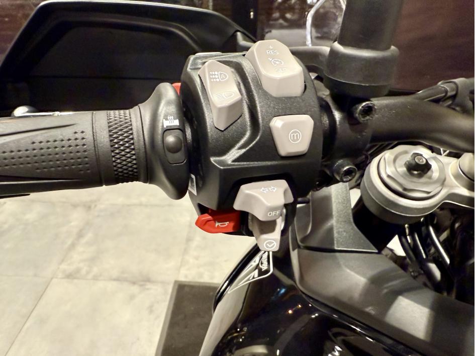 TRIUMPH Tiger 900 GT PRO A2