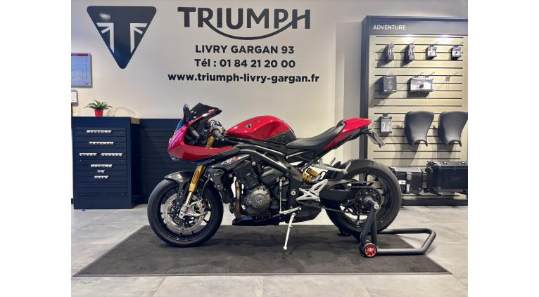 TRIUMPH SPEED TRIPLE 1200 RR