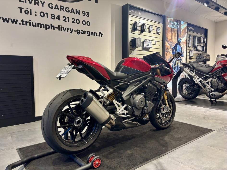 TRIUMPH SPEED TRIPLE 1200 RR