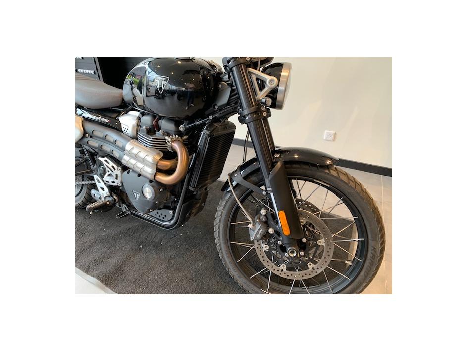 TRIUMPH SCRAMBLER 1200 XE