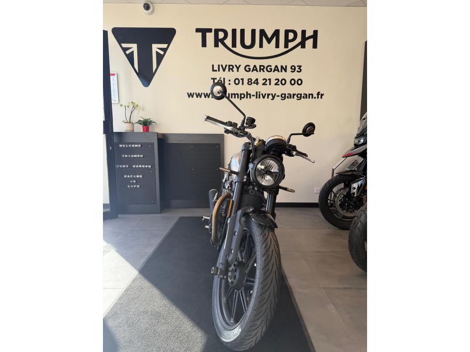 TRIUMPH SPEED TWIN 900