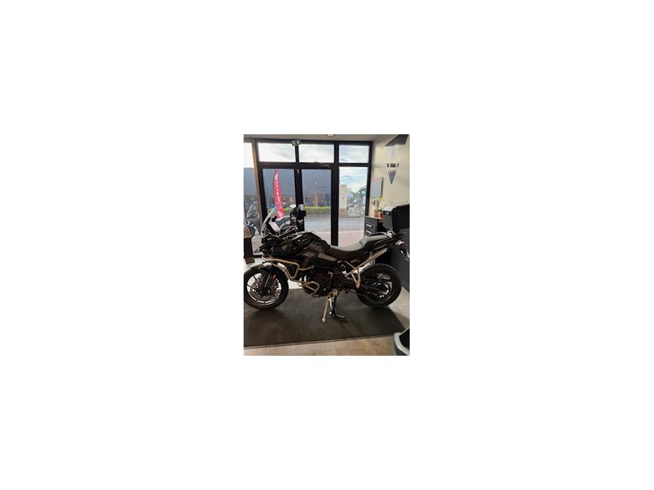 Triumph Tiger 900 GT Pro – Sapphire Black – 2025 – 1ère main