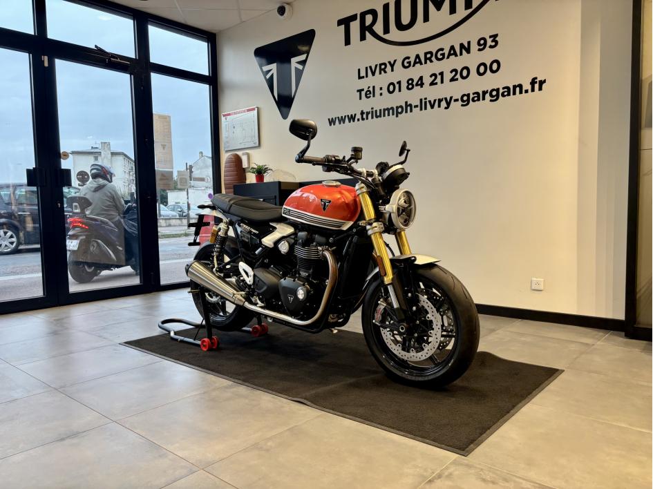 TRIUMPH SPEED TWIN 1200