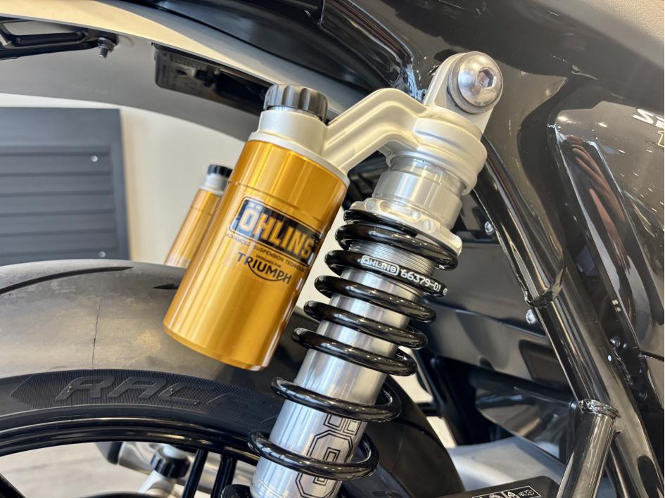 TRIUMPH SPEED TWIN 1200