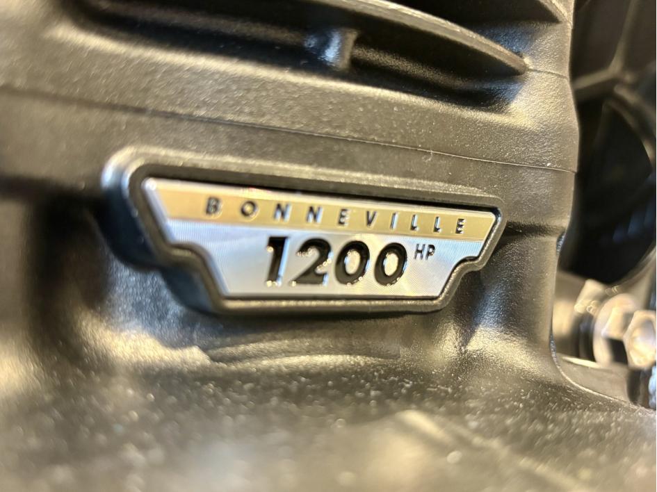 TRIUMPH SPEED TWIN 1200