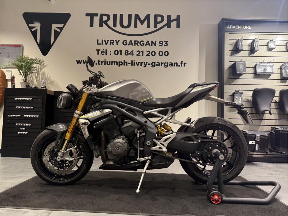 TRIUMPH SPEED TRIPLE 1200 RS