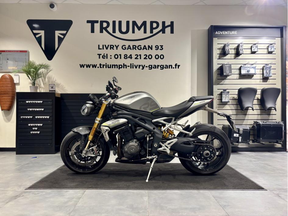 TRIUMPH SPEED TRIPLE 1200 RS