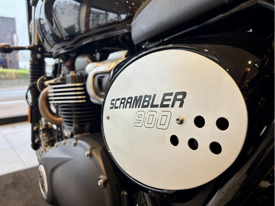 TRIUMPH SCRAMBLER 900